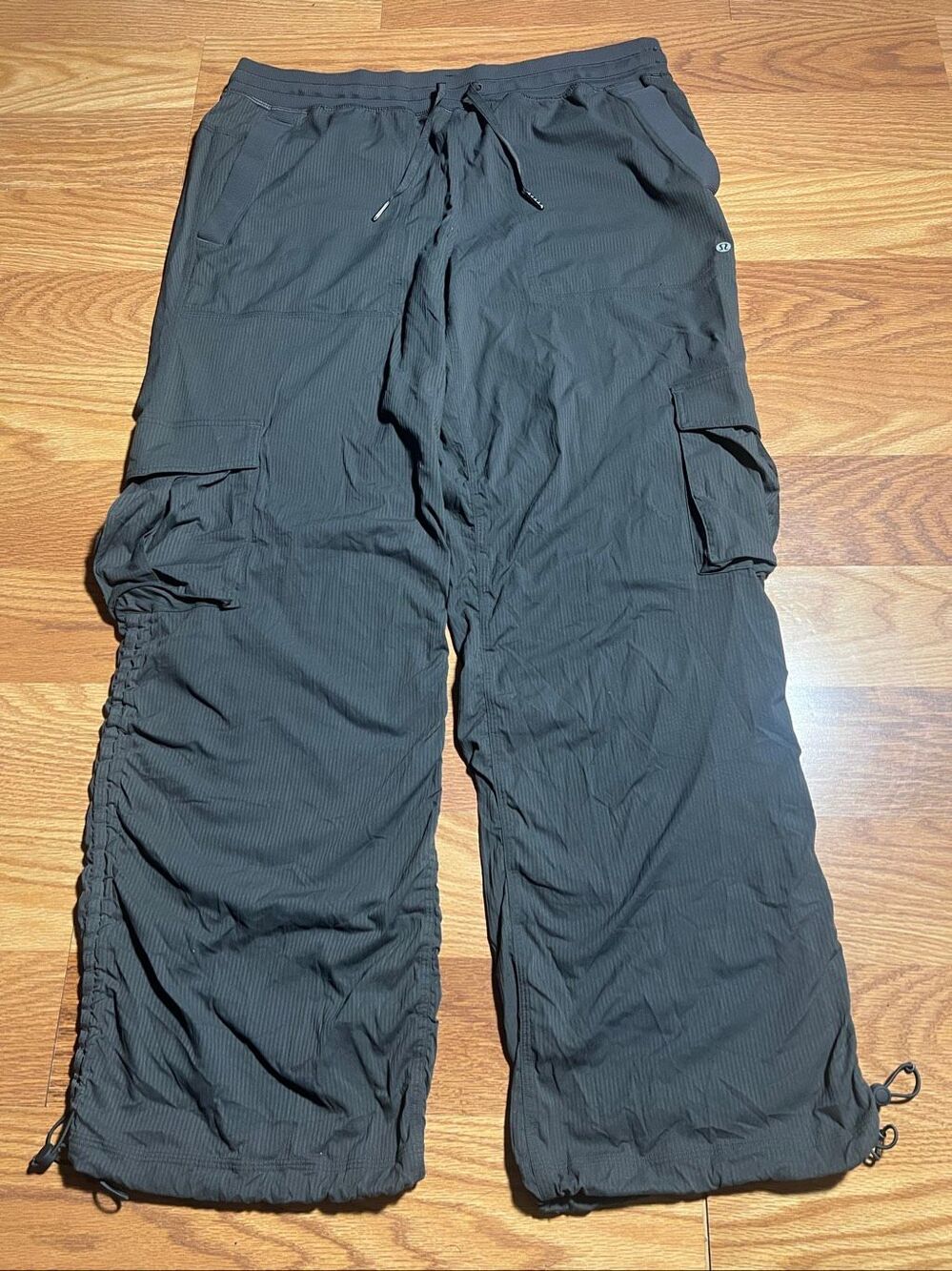 Lululemon Dance Studio Relaxed-Fit Mid-Rise Cargo Pants Large